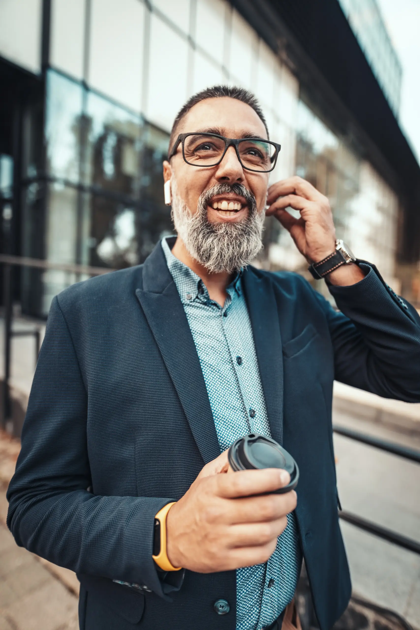 Man calling to get his free concrete project estimate